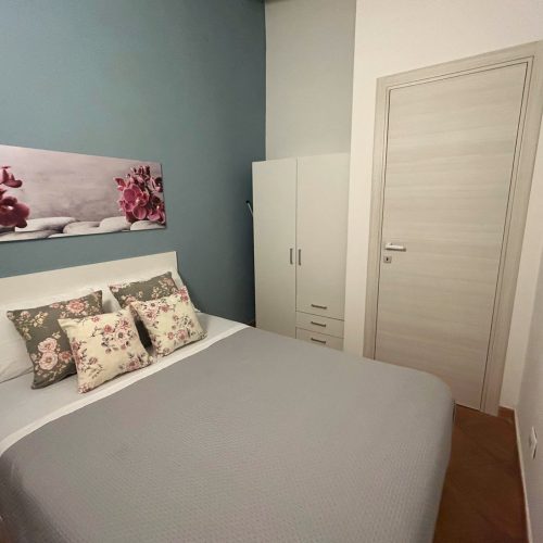 Camera da letto 2 con letto francese